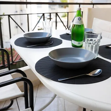 Spacious Apartment Close To The Sea And The City Center Athènes Extérieur photo
